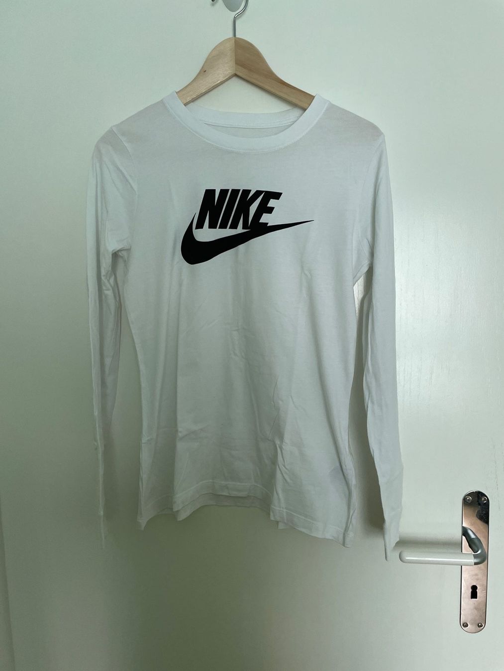 Nike Maglioni & Felpe: Nike Langarmshirt (Grösse S) – Usato da ZUFIKON venduto da SULMI01