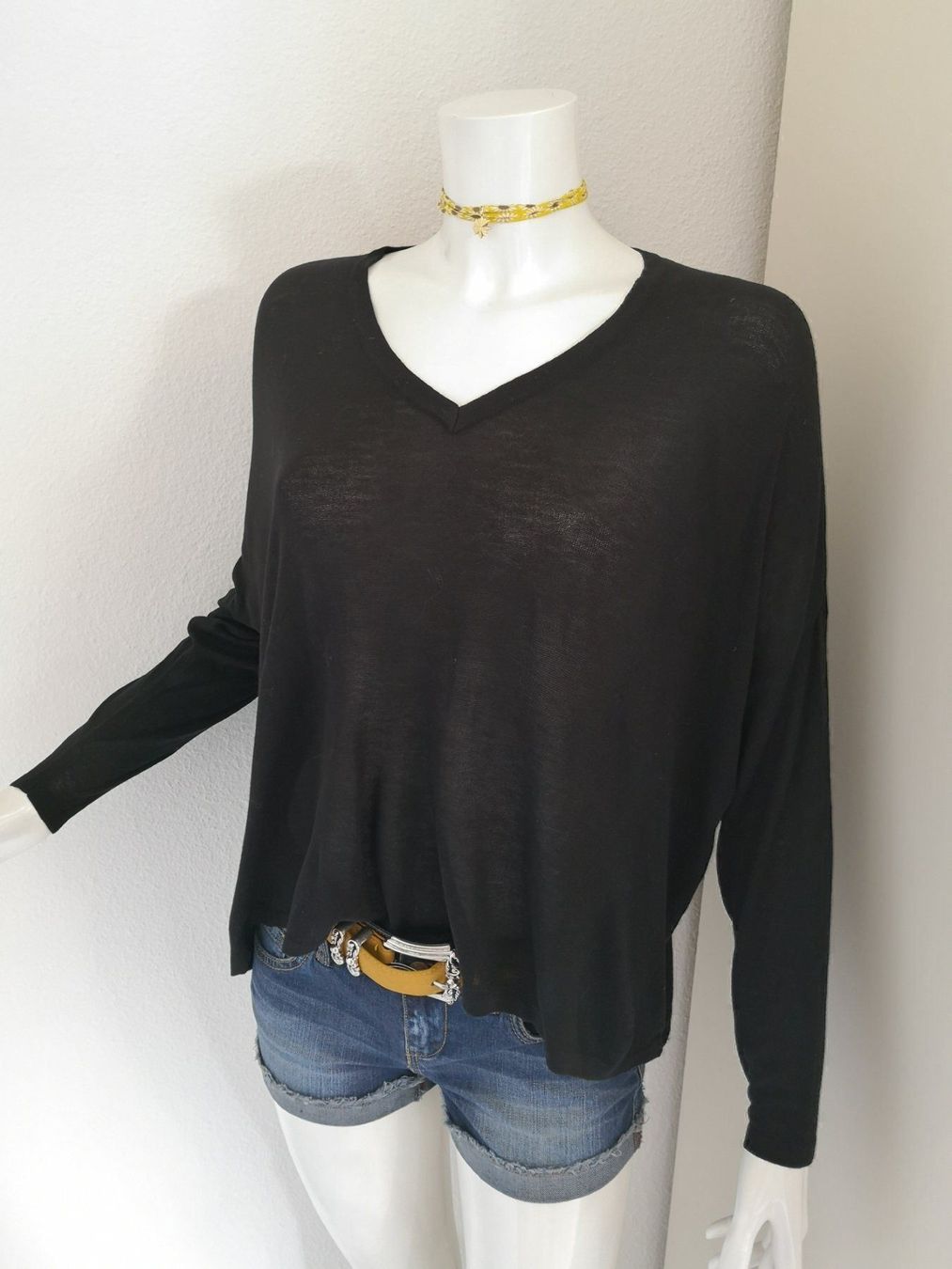 Mango Maglioni & Felpe: 🤩MANGO STRICK PULLOVER SCHWARZ NEU & ARMANI P. – Nuovo (secondo la descrizione) da Olten venduto da Naja-Twins-Twins 1