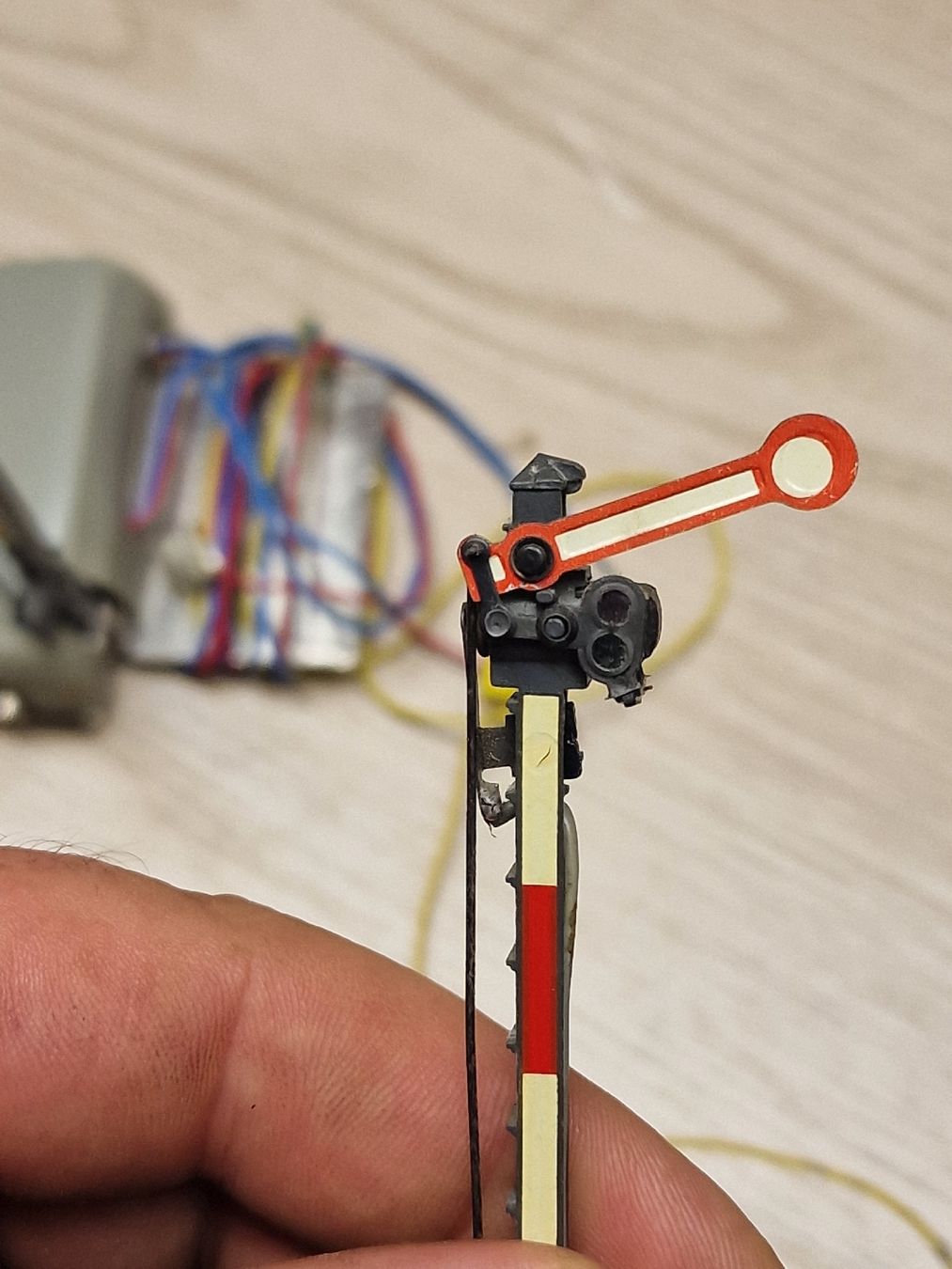 Märklin Modellini di ferrovie: 3x Modell Bahnsignale HO Märklin, gebraucht, – Usato da Herzogenbuchsee venduto da ioa_zcm6 1