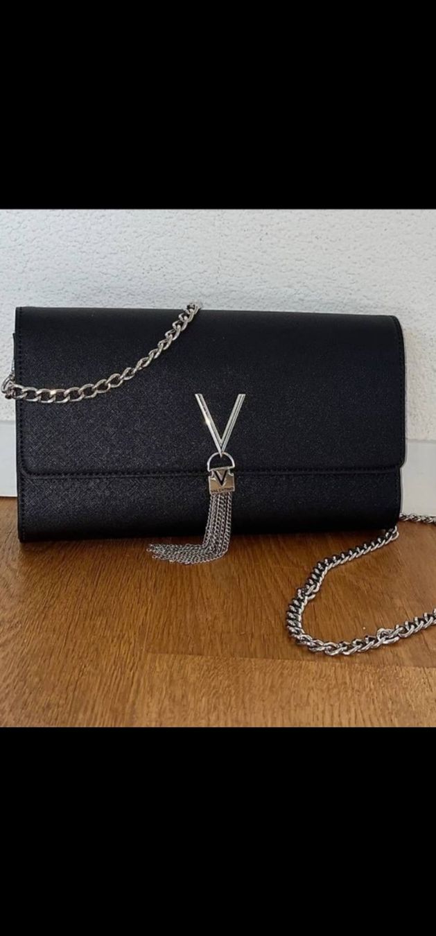 Valentino Borse da donna: Valentino Tasche/ Klatsch schwarz – Usato da Schüpfen venduto da ann_9zfs 1