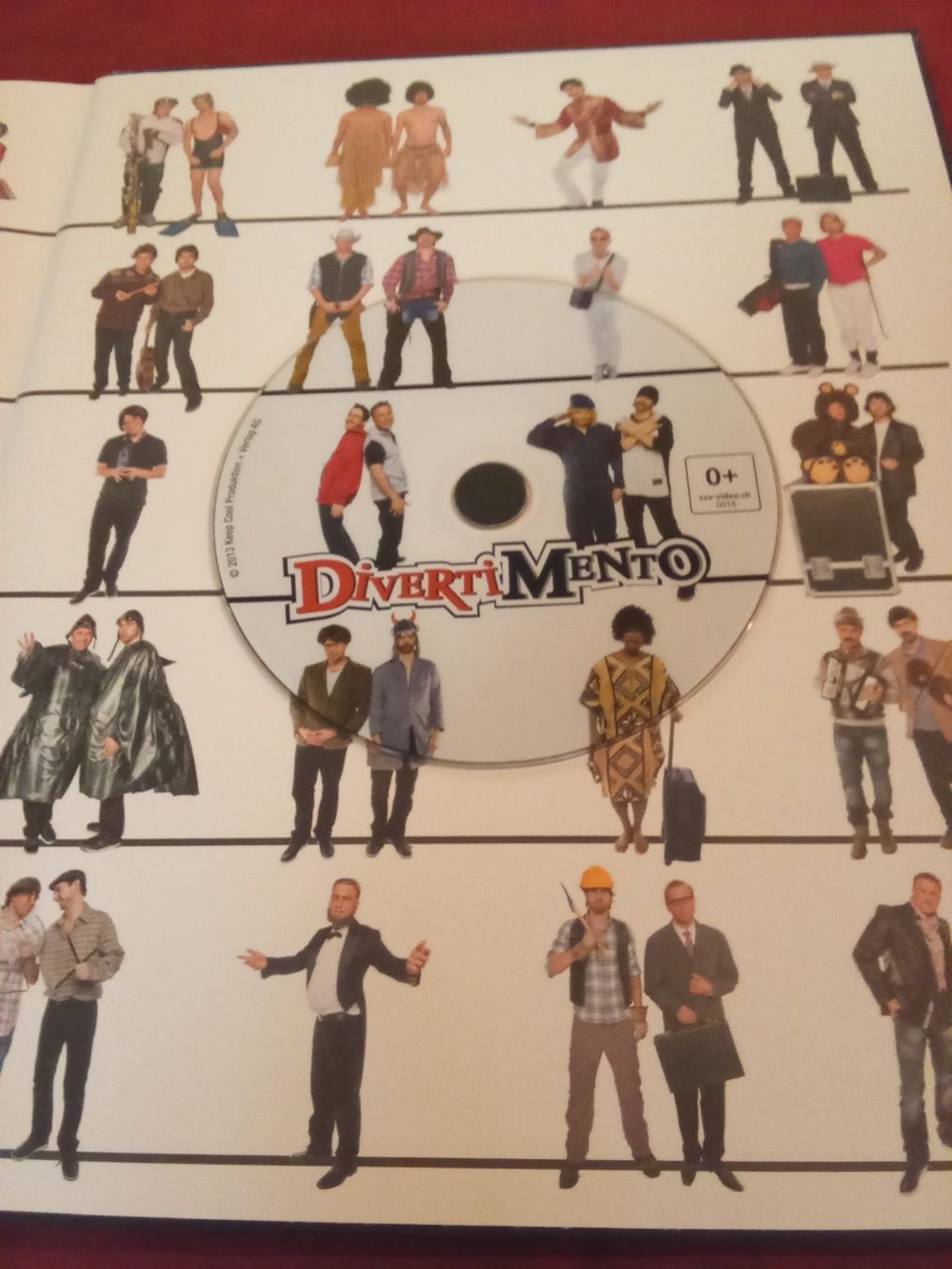 Libri: Cabaret Divertimento - Das Buch inkl. DVD – Usato da Remetschwil venduto da Privatflohmi 5