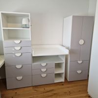Wickelkommode weiss grau mit Stauraum guter Zustand