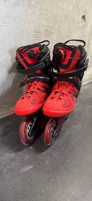 Pattini in linea & Pattini a rotelle: Roller Inline wie neu, 42.5 – Usato da Courroux venduto da RT82 1