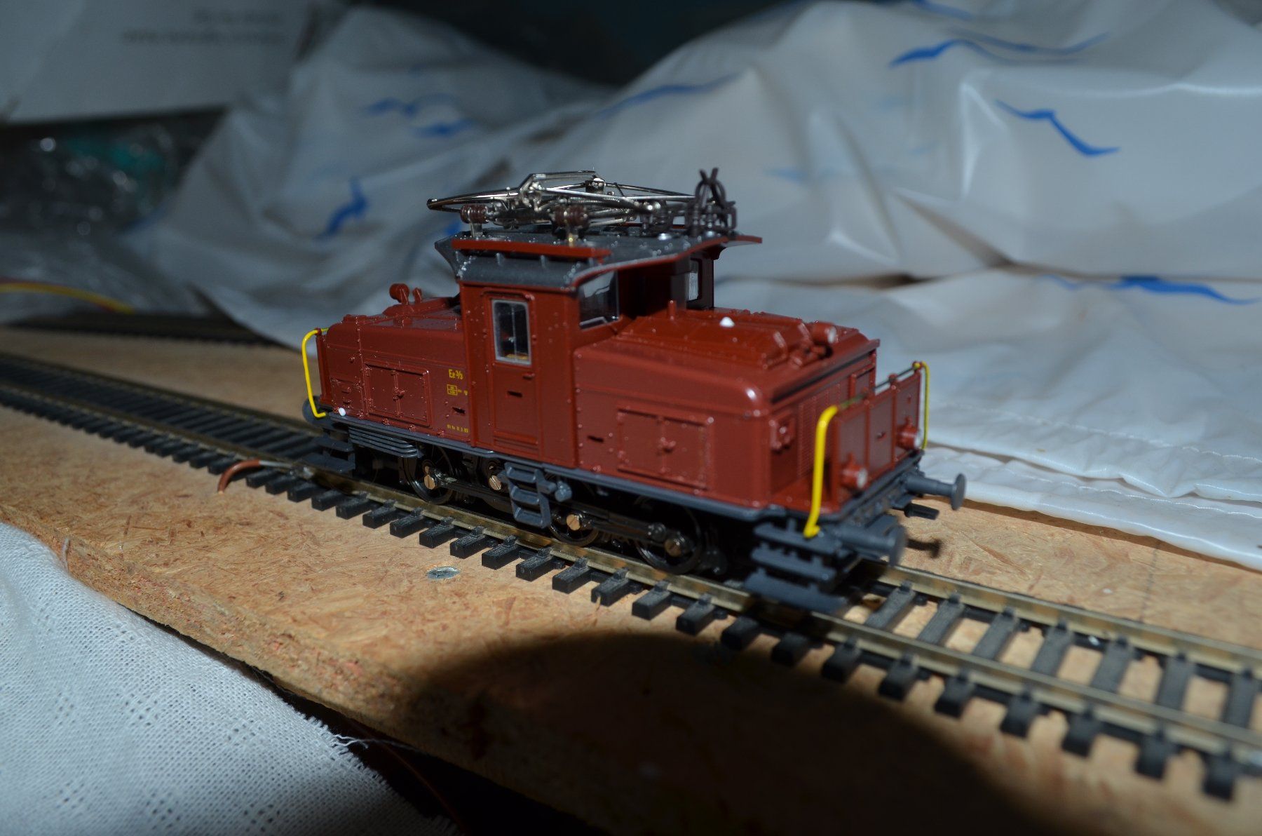 Roco Trains électriques: Roco SBB Ee 3/3 – Neuf avec emballage d'origine à Gretzenbach par ysebaner