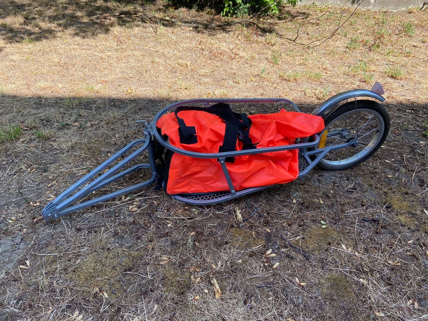 Rimorchi: Veloanhänger – Usato da Lengnau BE venduto da col_mbz6