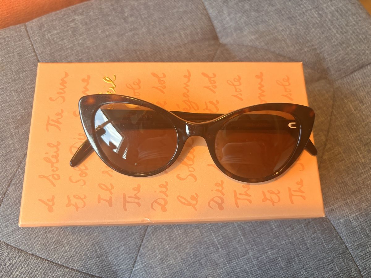 Sezane Occhiali & Lenti: Sézane lunettes de soleil Bianca – Usato da Constantine venduto da boukledor 2