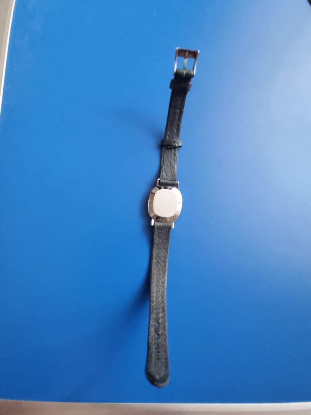 Omega Montres: OMEGA DE VILLE – D'occasion à Schaffhausen par Leveron13 5