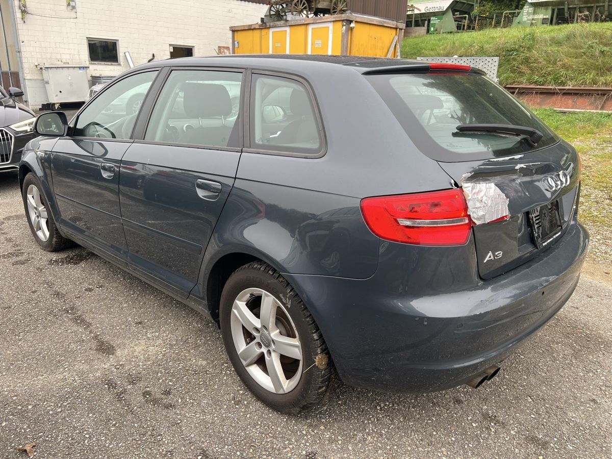 Audi Automobili: Audi A3 1.8 TFSI Sportback B04 – Difettoso da Menznau venduto da adi0601 5