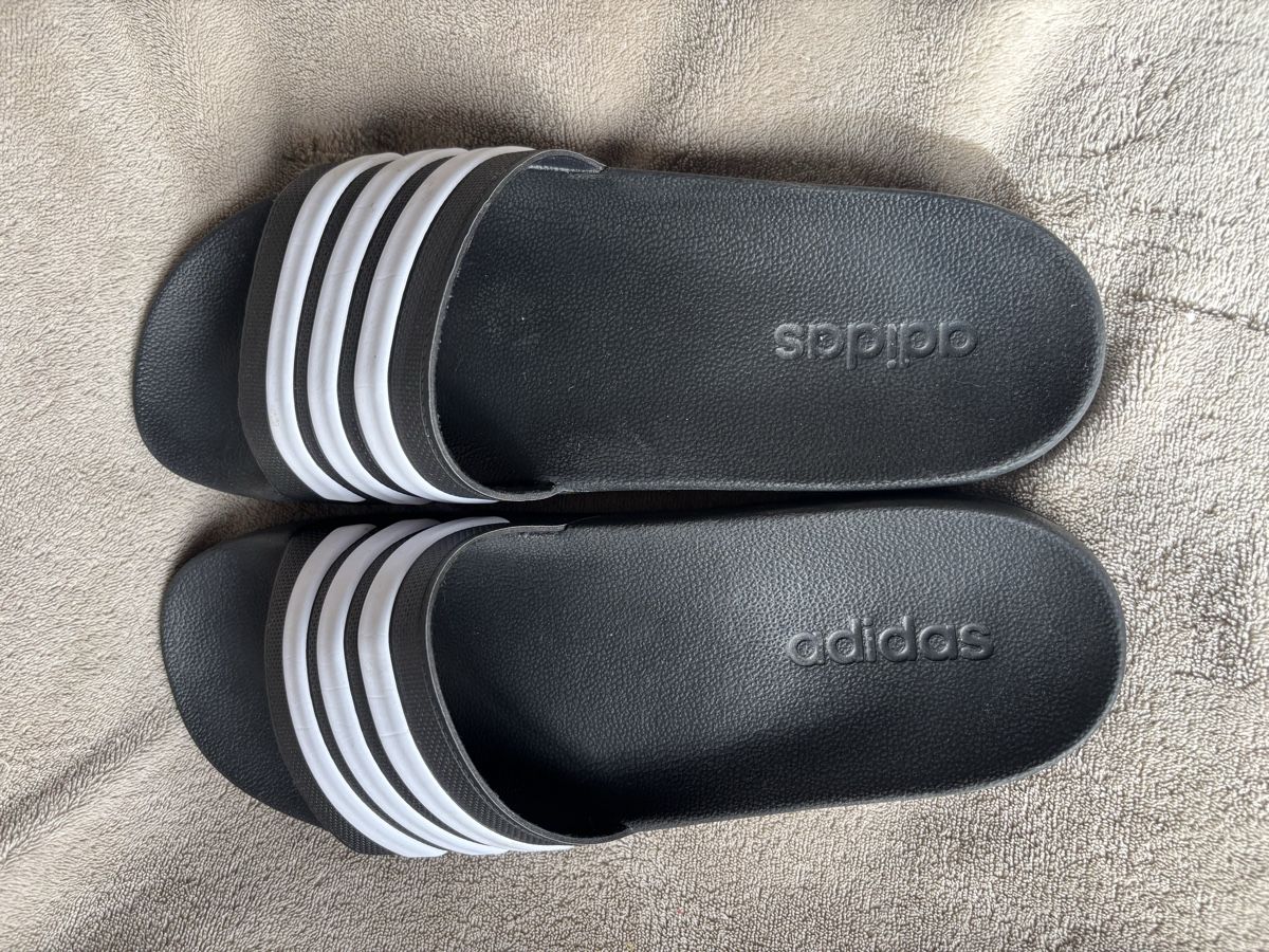 Adidas Scarpe da uomo: Adidas Adiletten/Schlappen – Nuovo (secondo la descrizione) da Diemtigen venduto da Rauhfusskauz 1