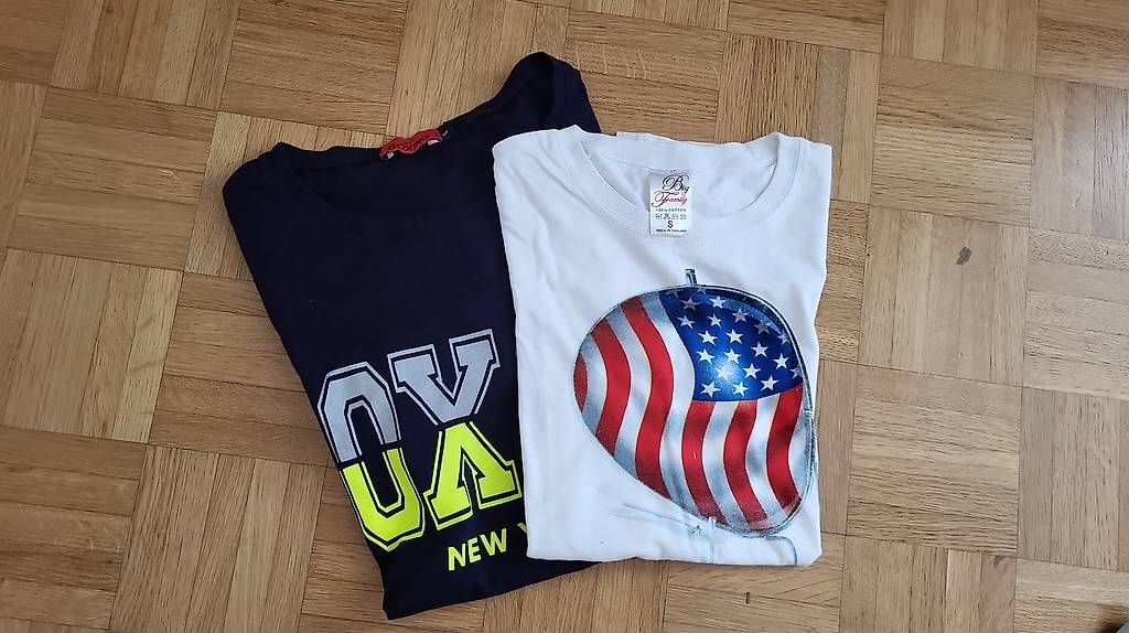 Lotti & Set di vestiti: Coole T-Shirt Jungs Gr. S – Usato da Rorschacherberg venduto da Maku007