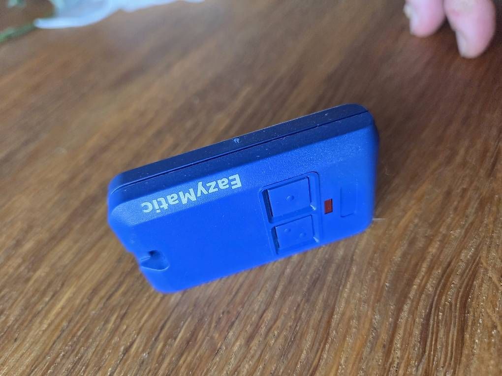 Altro Materiale elettrico: EazyMatic Handsender – Usato da Schlossrued venduto da Luuweber88 1