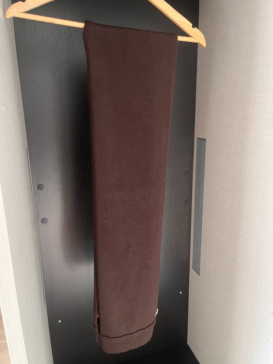 Michael Kors Foulard & Sciarpe: Michael Kors sciarpa lunga in maglia marrone cioccolato con – Usato da Lugano venduto da gil_2xvg