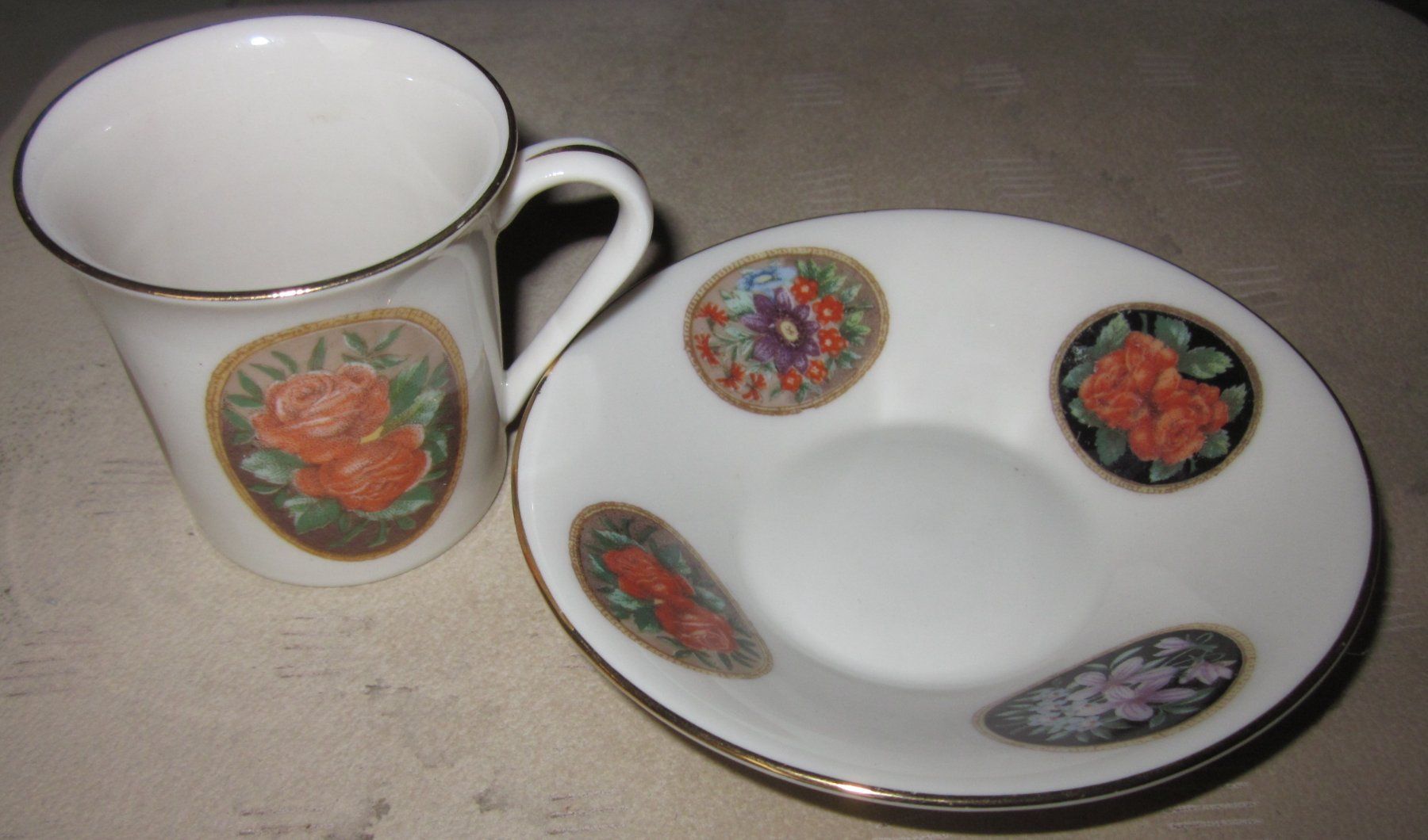 Tasses: Schöne  englische Teetasse – Neuf (Voir description) à Langenthal par Armstuca 3