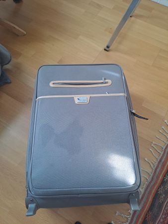 Large Suitcase, Perfect for Summer Travel!