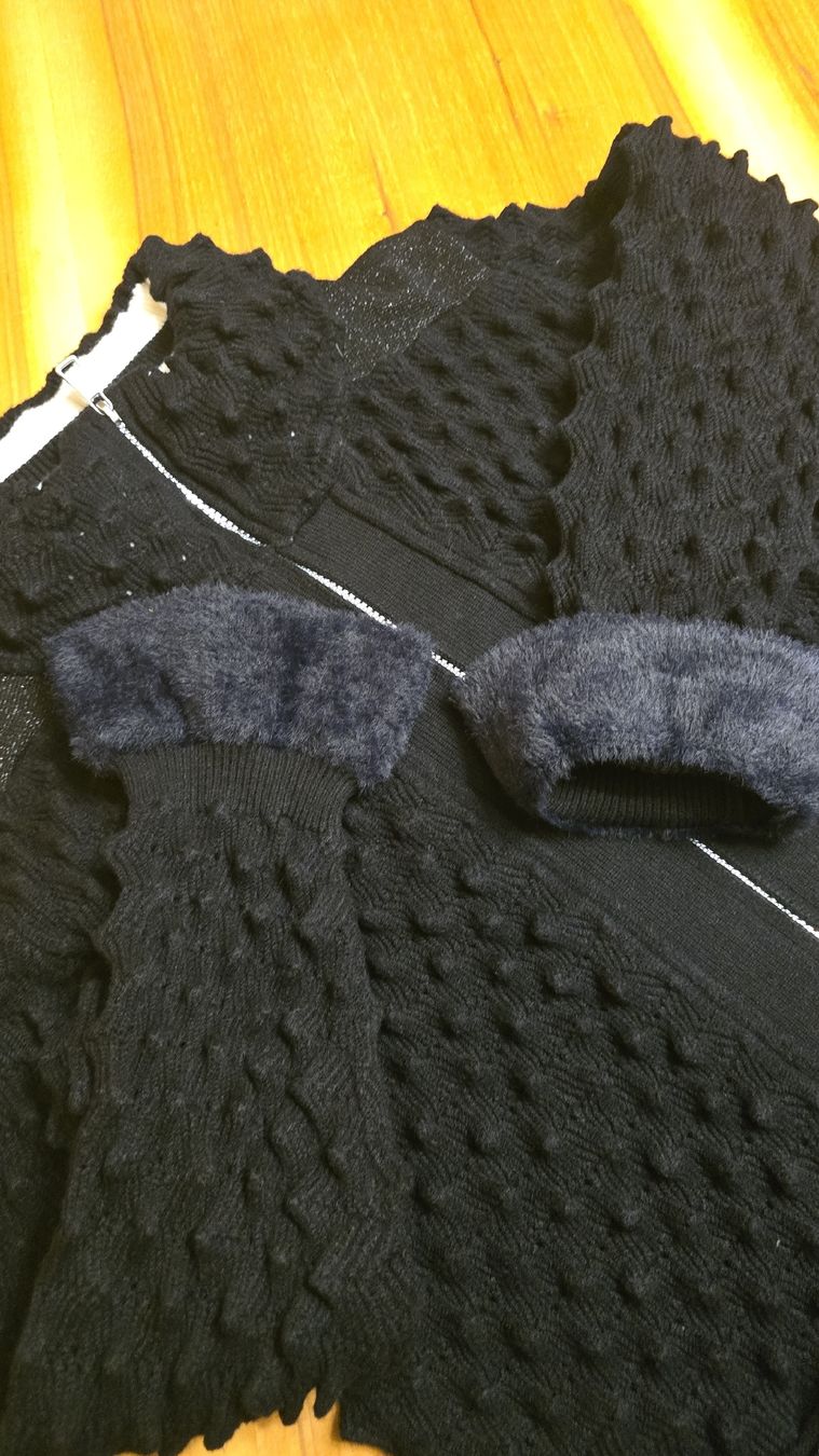 Giacche: Winter Strickjacke, warm und kuschelig, Grösse S – Usato da Schönenwerd venduto da violett03 3