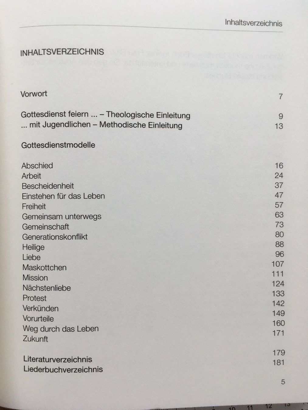 Libri: Mit Jugendlichen Gottesdienst feiern – Nuovo (secondo la descrizione) da Grenchen venduto da Kogi7 3