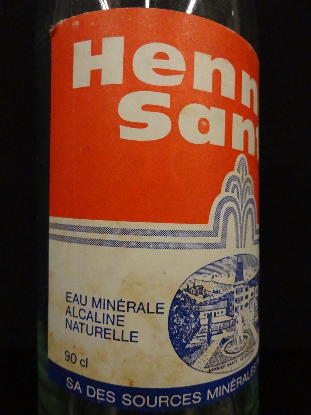Gläser, Krüge & Flaschen: alte Flasche HENNIEZ SANTÉ 1966 – Gebraucht aus Kerzers von Flaschenposten 2