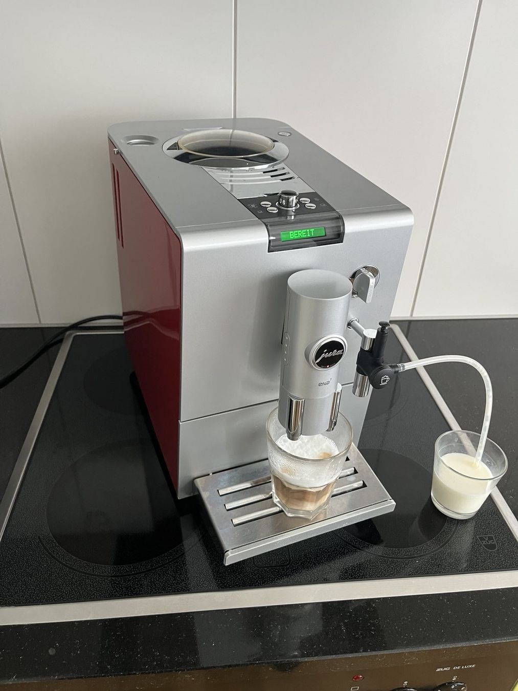 Jura Kaffeemaschinen & Espressomaschinen: Jura Ena 7 – Gebraucht aus Elgg von  2