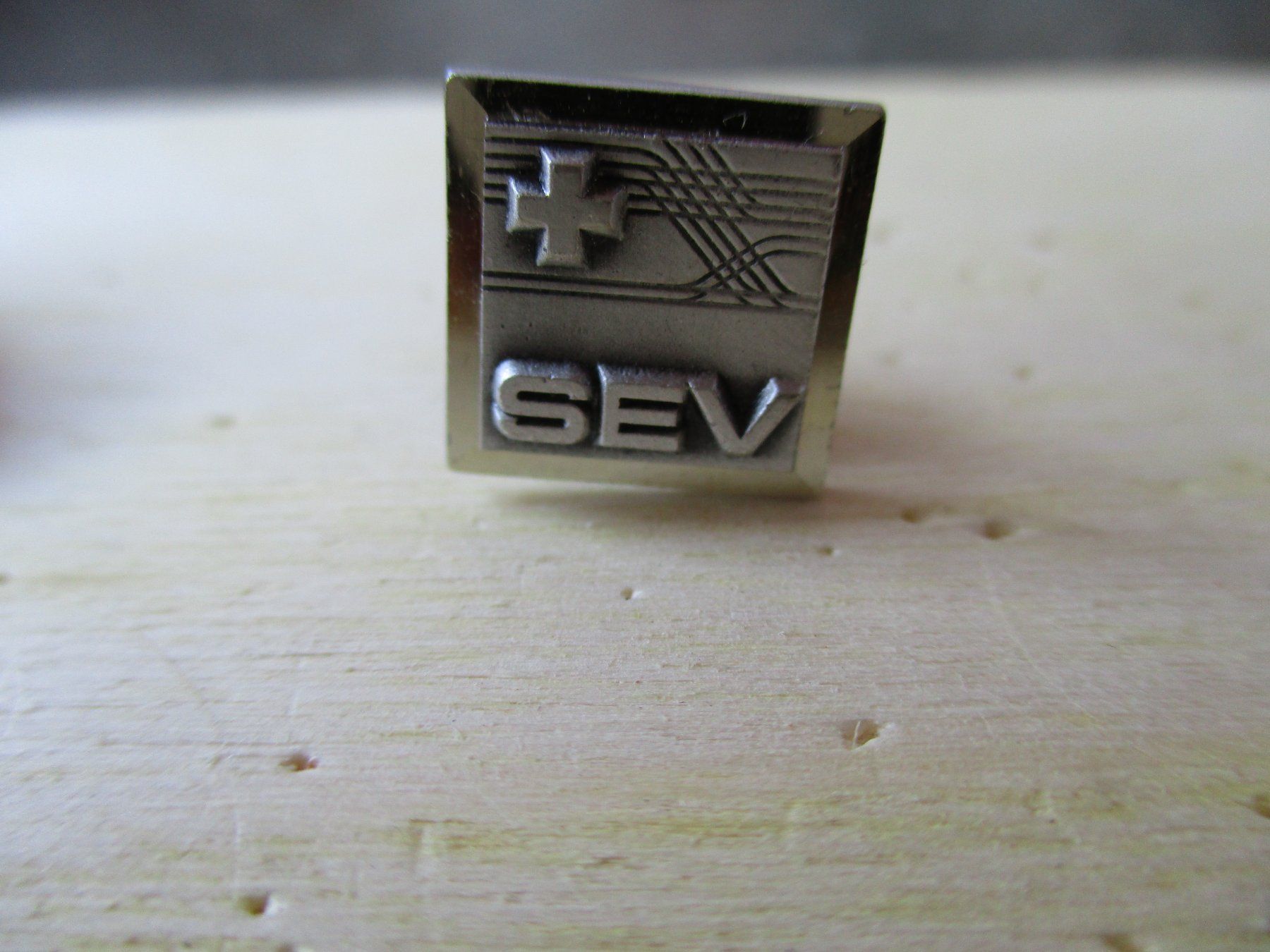 SBB/CFF/FFS Placchette & Badge: SEV Lok Lokomotive Pin – Nuovo (secondo la descrizione) da Felsberg venduto da sanwill