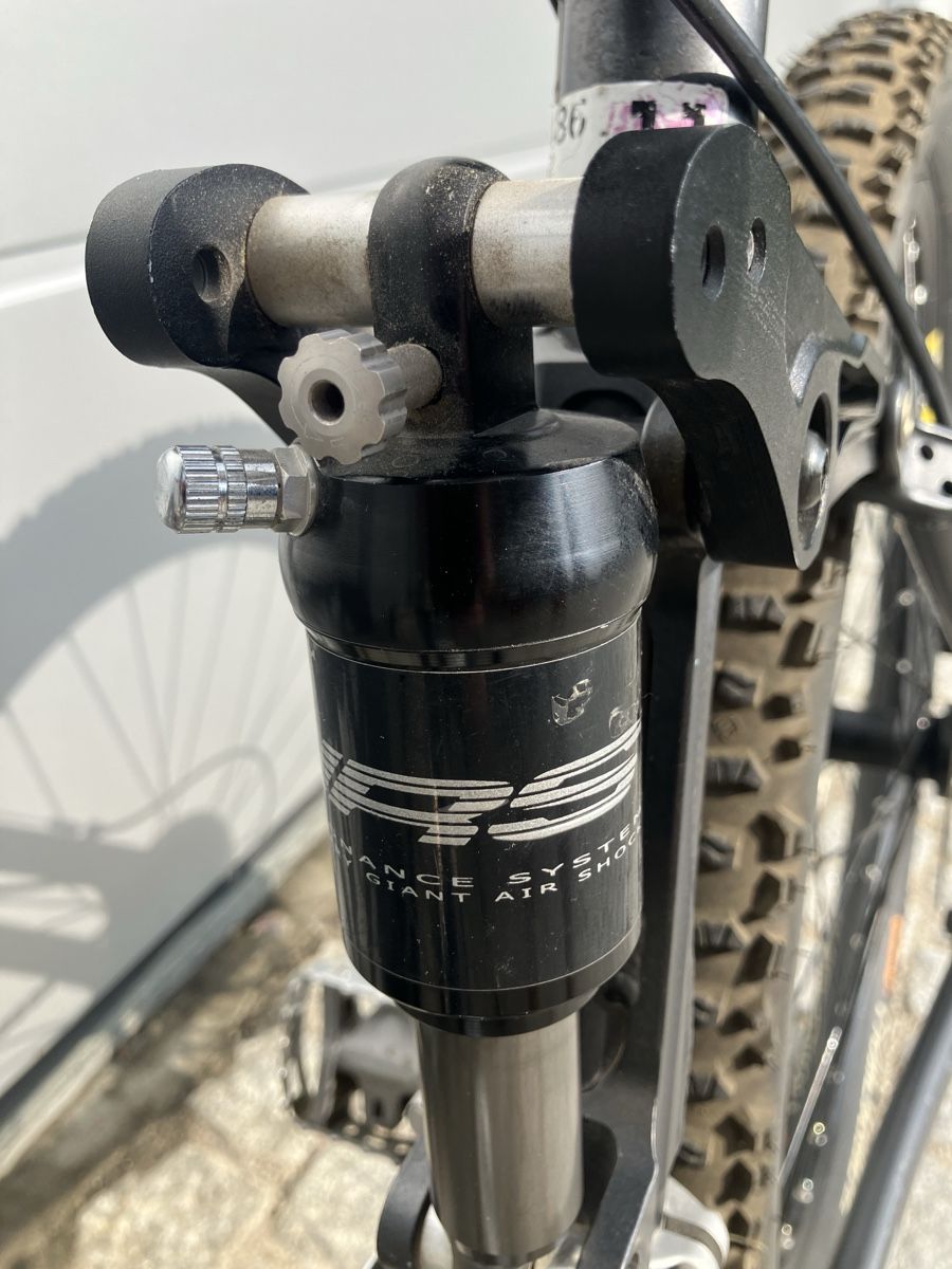 Giant Velos: Mountainbike Giant NRS-3 Fully – Gebraucht aus Ehrendingen von Calypso65 5