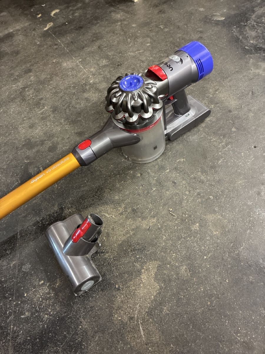 Dyson Aspirateurs & Accessoires: Dyson Staubsauger defekt  – Défectueux à Laufen par c44 1