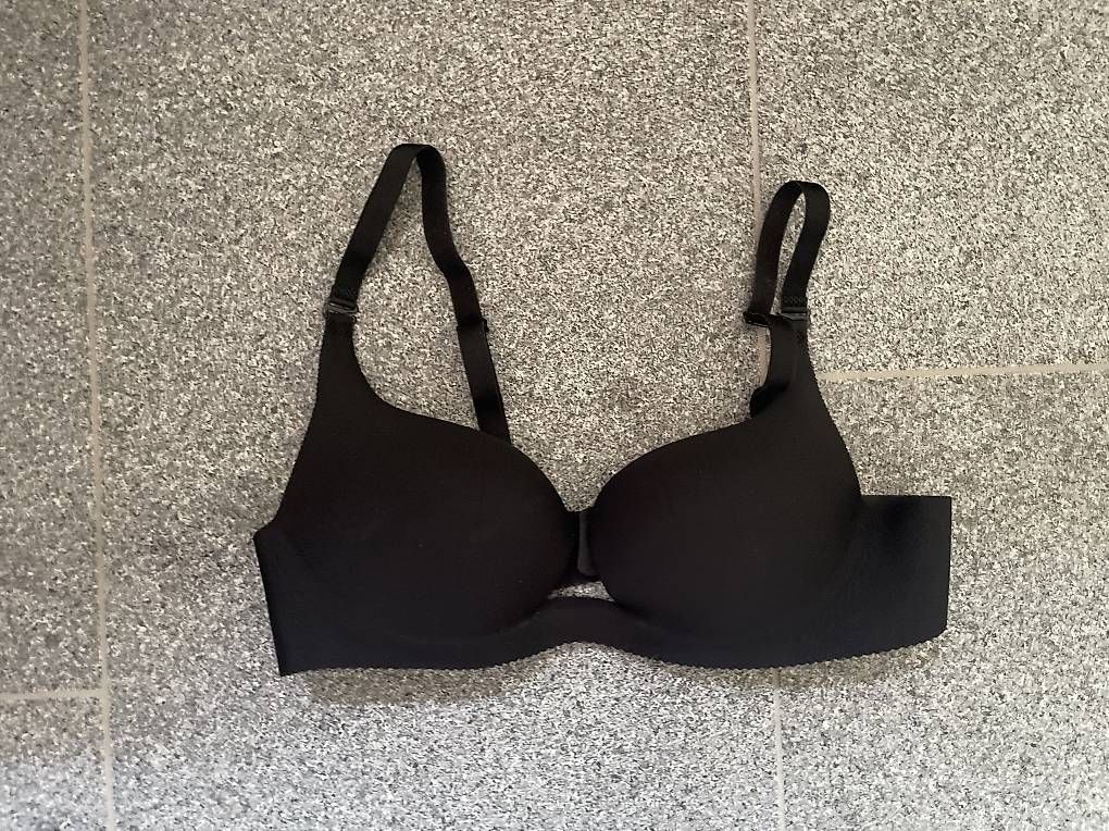 Altra biancheria intima: Lascana BH 75 A, schwarz – Usato da Kerns venduto da UDS82