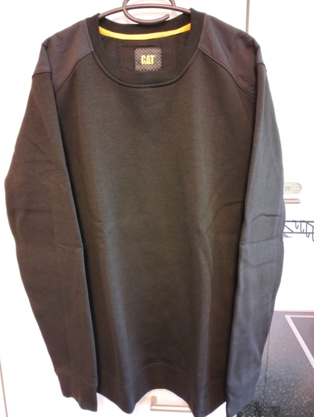 Pullover & Sweatshirts: 2Stk. Pullover XL – Gebraucht aus Uster von KarlZH