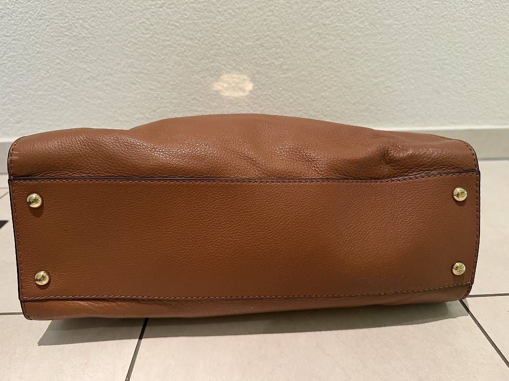 Taschen für Damen: Michael Kors Tasche - Braun – Gebraucht aus Steffisburg von Shiraay 2