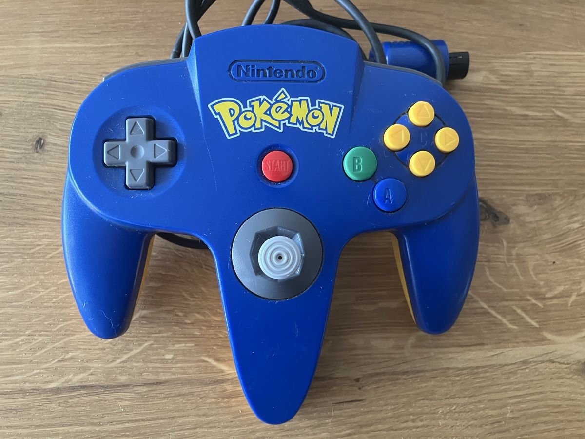 Nintendo Consoles: Console Nintendo 64 N64 Pikachu édition  – D'occasion à Châtel-St-Denis par Lestresorsdugrenier 1