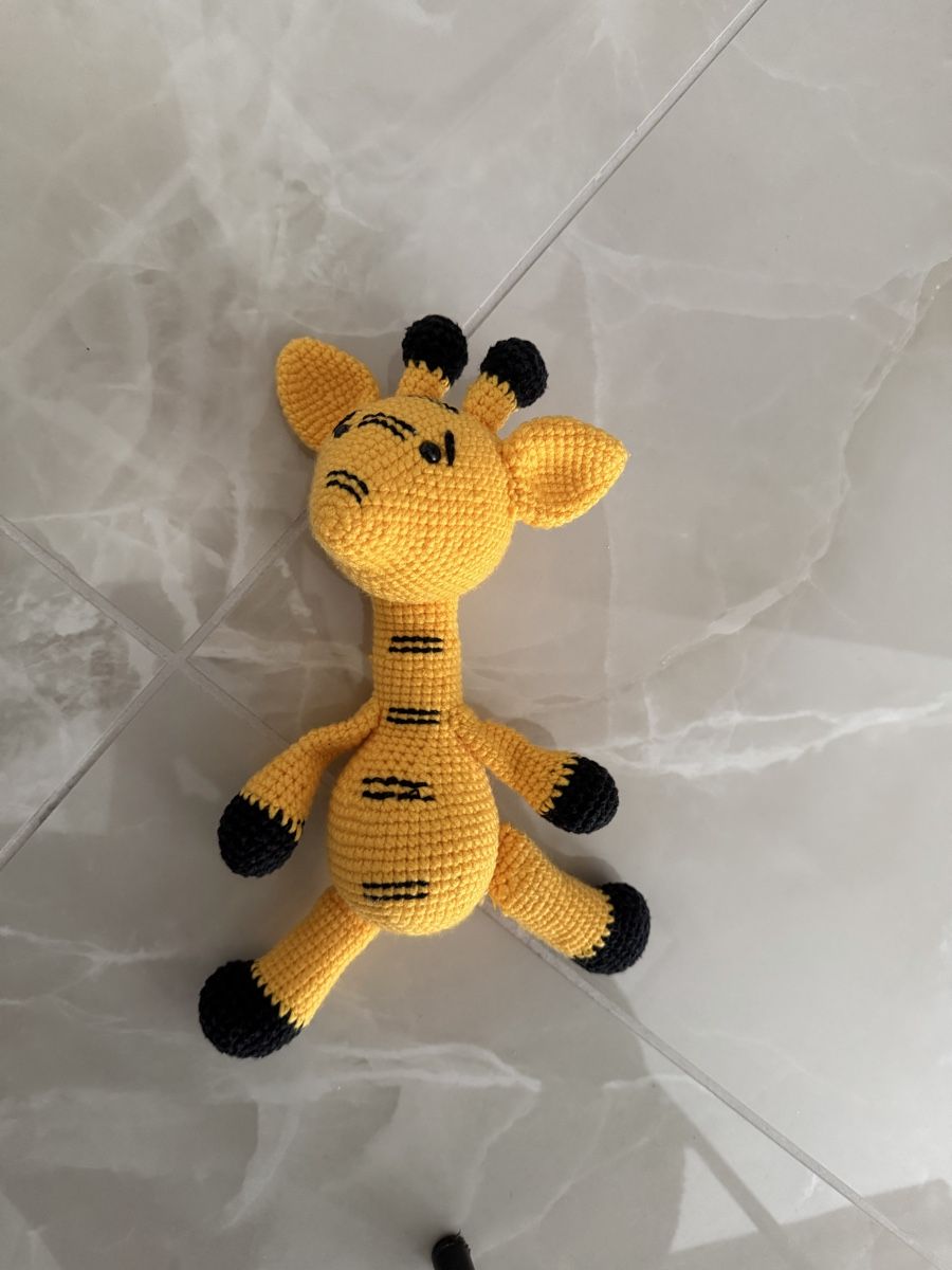 Tutte le decorazioni: Handgemachte Häkel-Giraffe, neu und super als Geschenk! – Usato da Emmen venduto da stu_fj6t