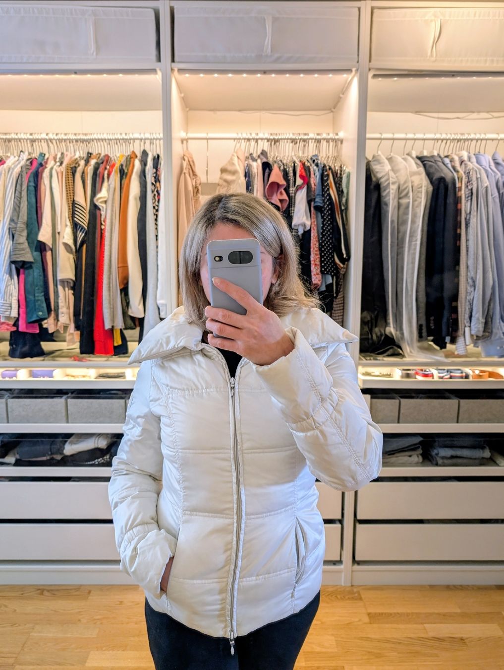 Jacken: PHARD Winterjacke Daunenjacke Weiss Gr. S – Gebraucht aus St.Gallen von Youfariemurad90 2