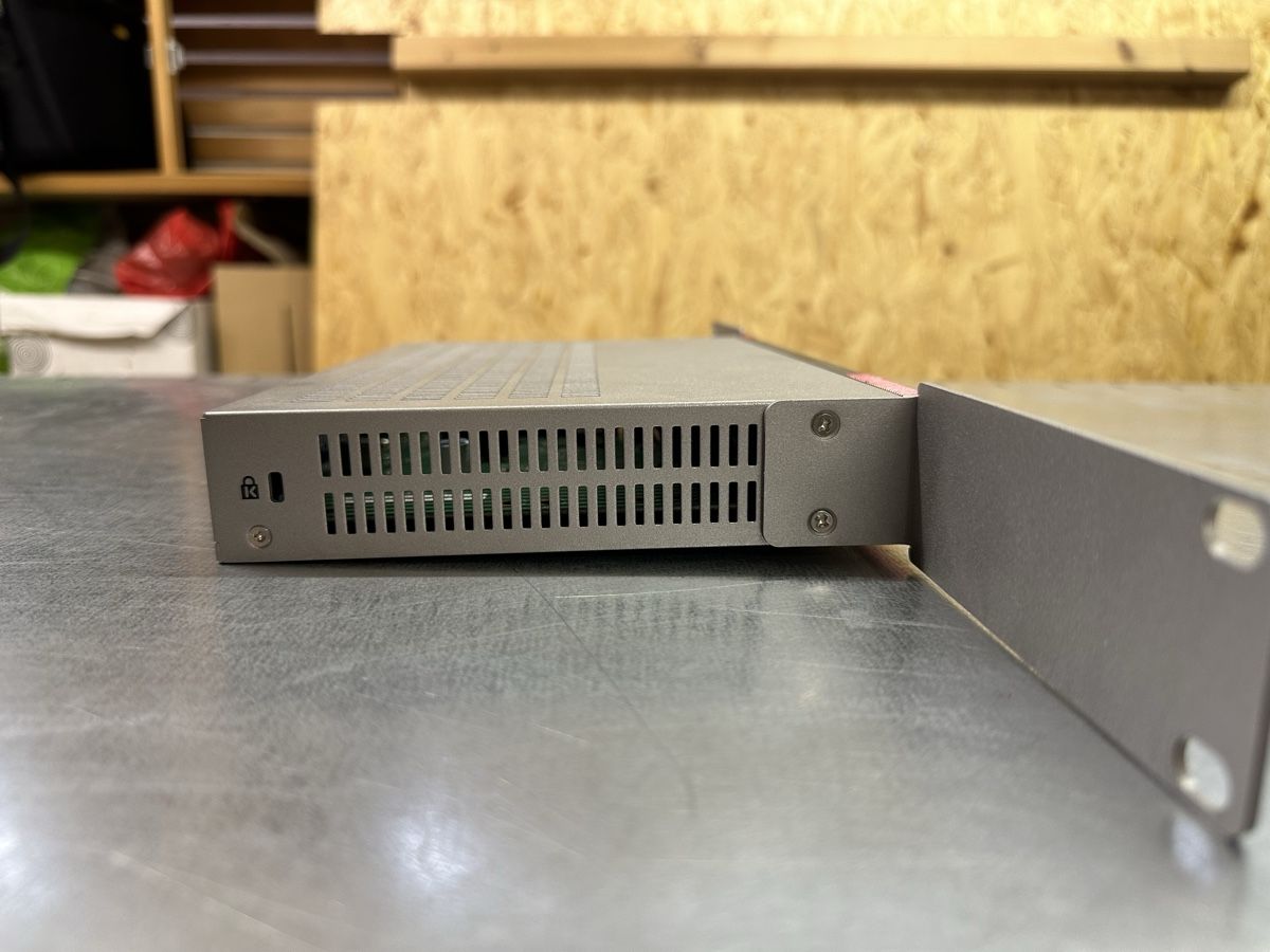 Zyxel Firewall: ZyXEL USG60 – Usato da Luzern venduto da FrankGroebel 2