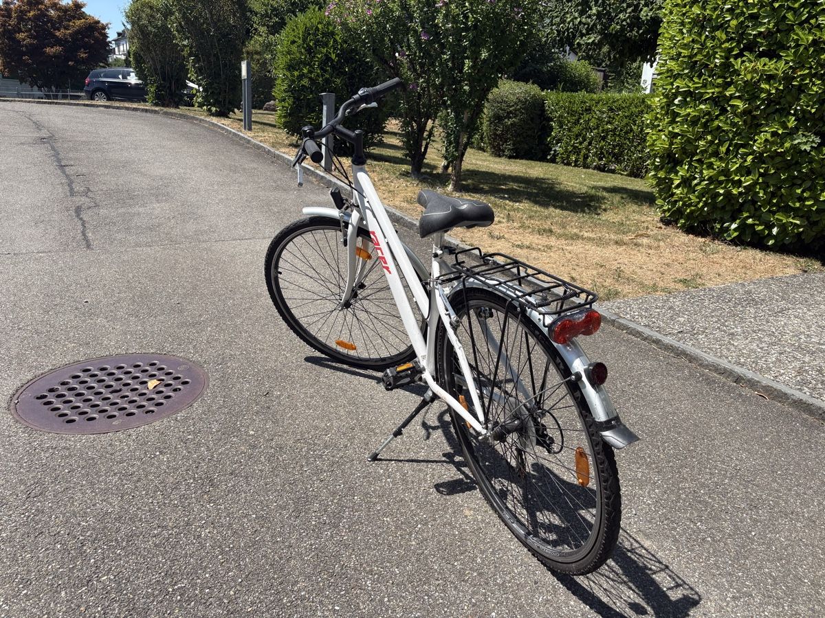 Velos: Damenvelo – Neu (gemäss Beschreibung) aus Horgen von aki_znw5 2