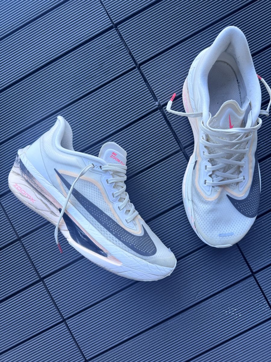 Nike Herrenschuhe: Nike zoom fly 6 running – Neu (gemäss Beschreibung) aus Fribourg von D_17