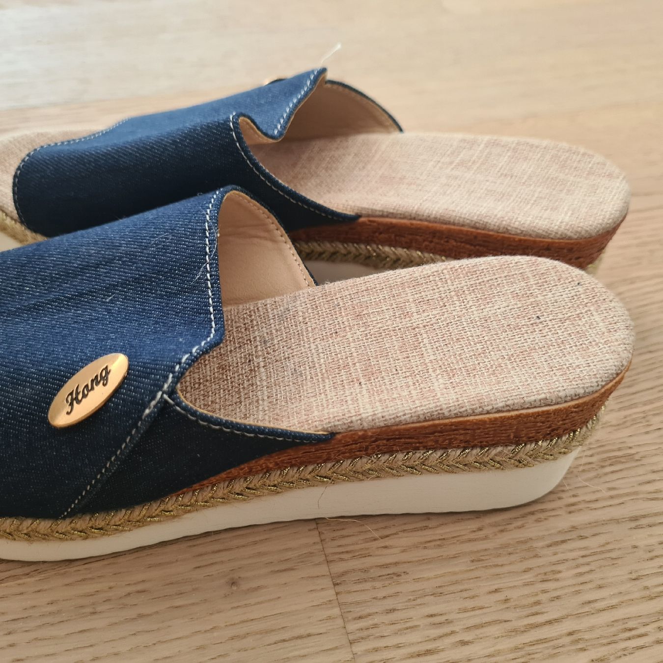 Chaussures femmes: Pantoletten  Gr. 40 – D'occasion à Steinen par turbogeiss99 8