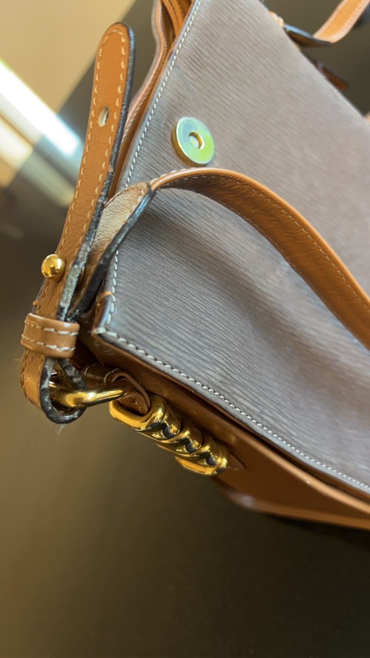 Loewe Taschen für Damen: Loewe Handtasche – Gebraucht aus Altikon von Katanapeto 8