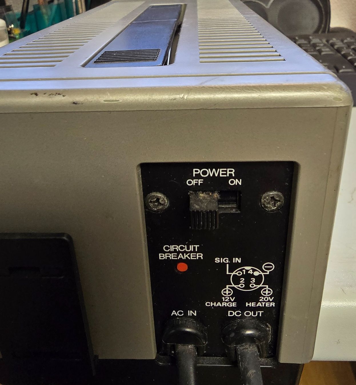 Blaupunkt Caricabatterie: Netzladegerät BLAUPUNKT Power Adapter PX-200E – Usato da Reinach AG venduto da softwareladen 3