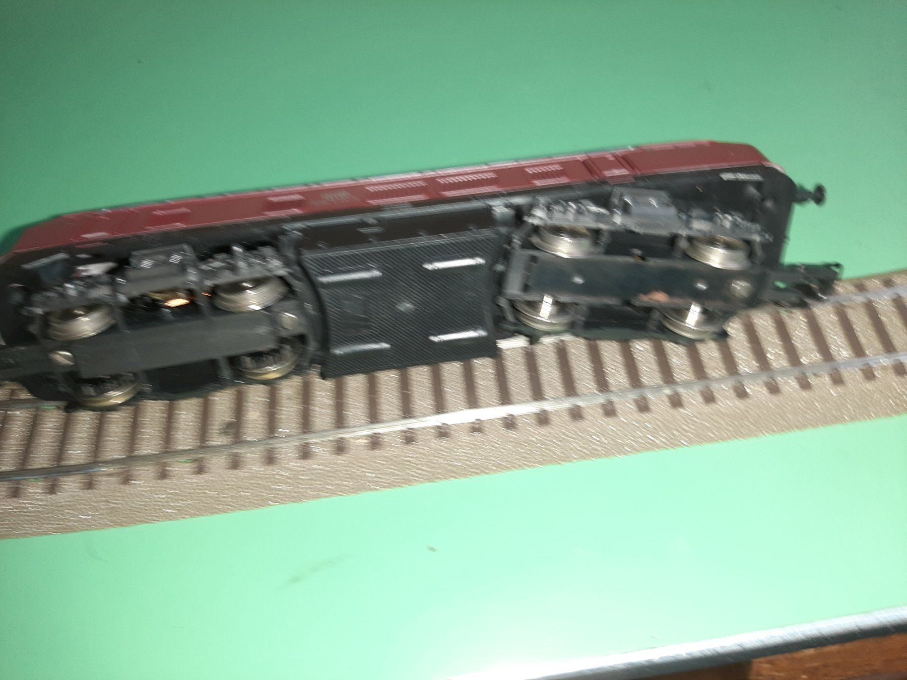 Lima Modelleisenbahnen: LIMA 216 011-7 REF. 4 – Gebraucht aus Avully von RIVALIS 2