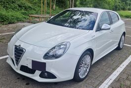 Alfa Romeo Giulietta 1.4 TB weiss