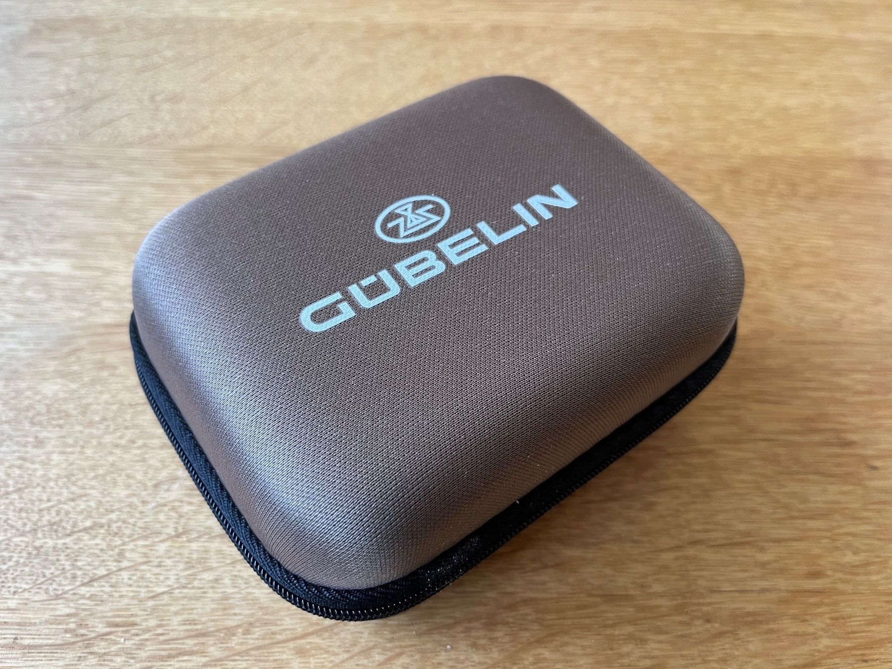 Gübelin Orologi: Gübelin Etui exklusiv – Nuovo (secondo la descrizione) da Horw venduto da Richmond_Watches