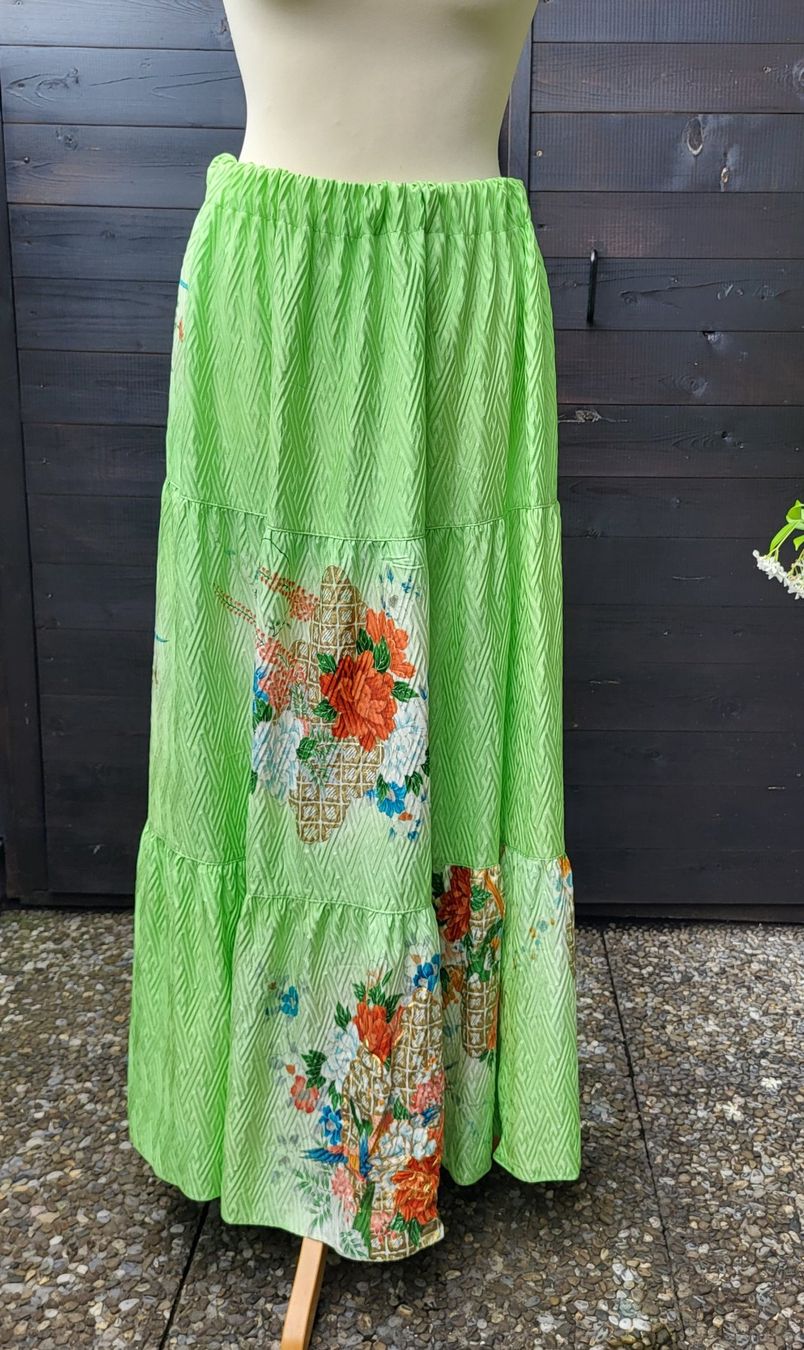 Gonne: Jupe +gilet en soie – Nuovo (secondo la descrizione) da Fribourg venduto da VictoriaShop7 2