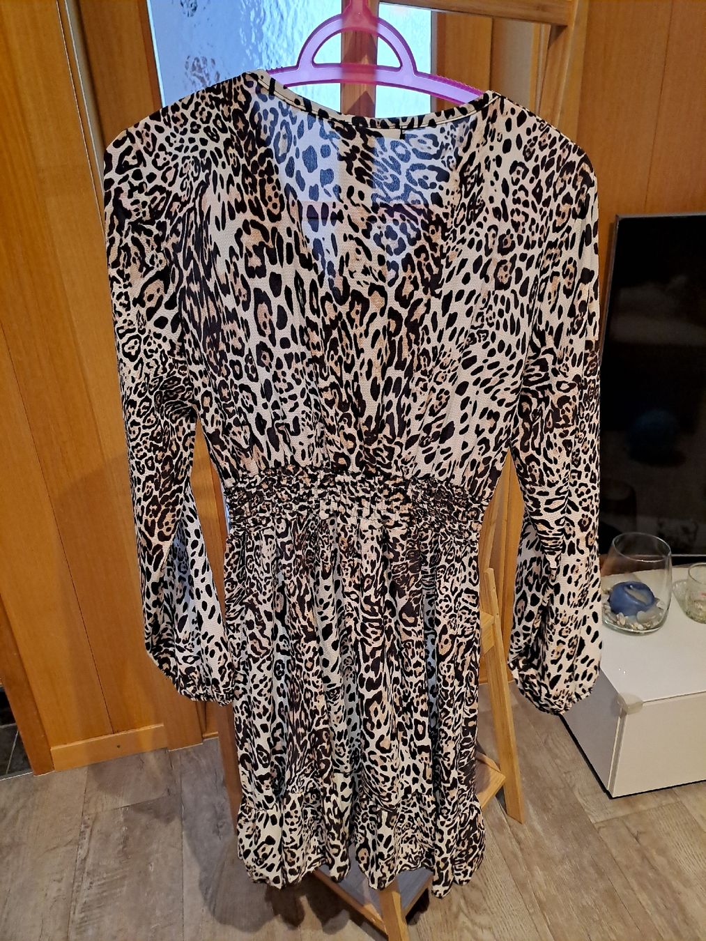 Kleider: Kleid mit Leopardenmuster Grösse L neu – Neu (gemäss Beschreibung) aus Rickenbach LU von bishiida 2