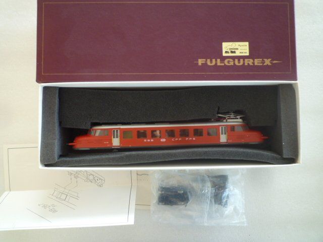 Fulgurex Modelleisenbahnen: Fulgurex SBB RAe 2/4 rot - Defekt – Defekt aus Chevenez von Railpassion