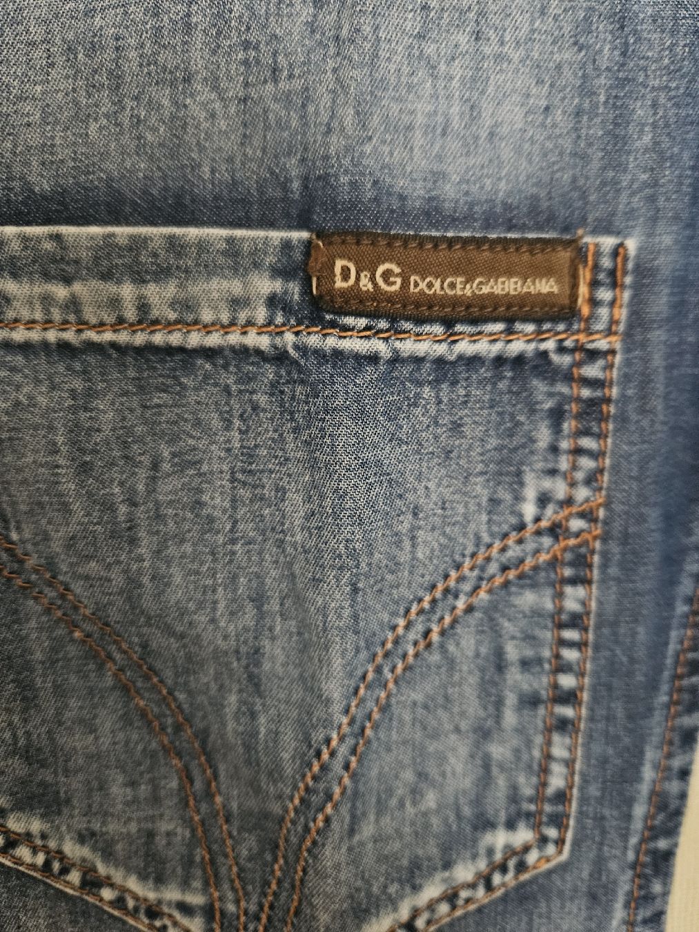Dolce & Gabbana Camicette: chemise en jeans – Usato da Chêne-Bourg venduto da gab_7cg8 4