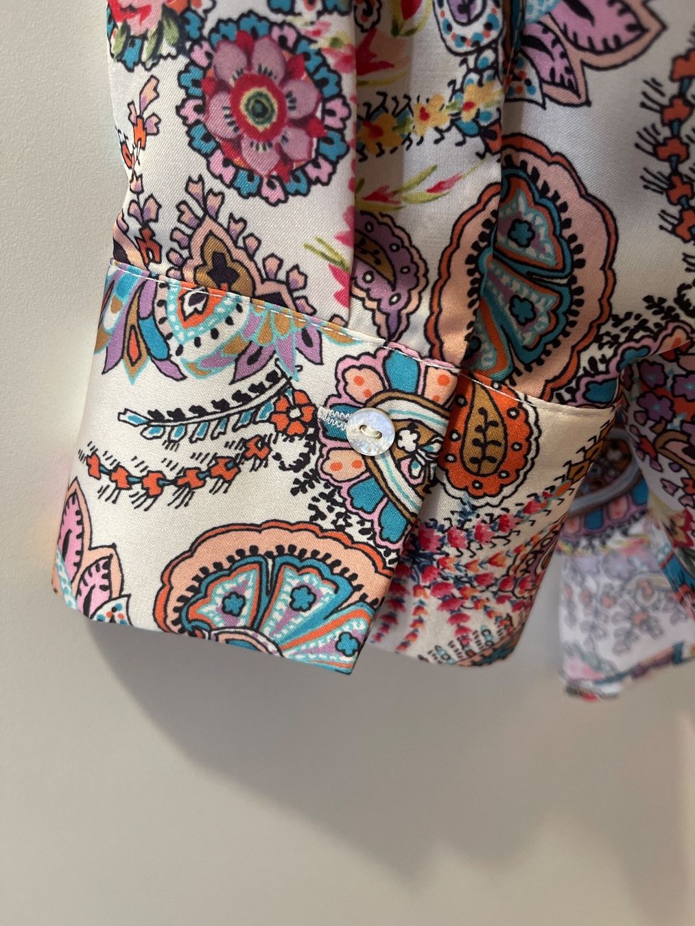 Zara Camicette: Camicetta colorata ZARA – Usato da Rancate venduto da Waly__ 3