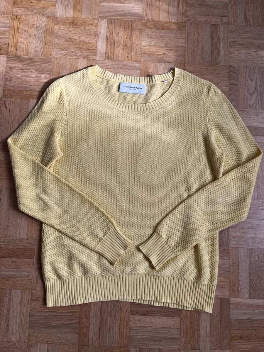 Collectif Mon Amour Lotti di vestiti: Collectif Mon Amour, Pullover gelb Gr. M mit Tuch – Usato da Zürich venduto da Kleanthy 5
