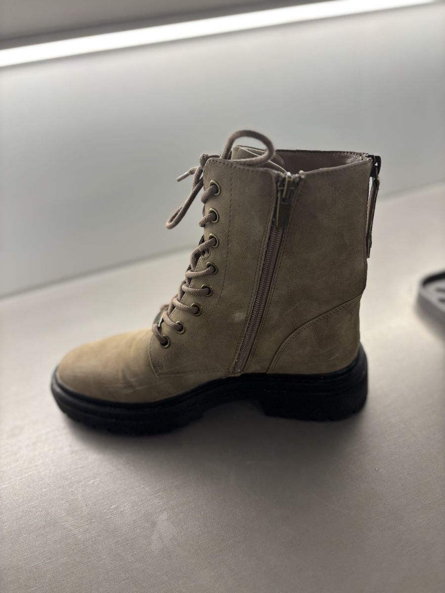 Mexx Scarpe da donna: Mexx Schnürboots,Taupe , Gr. 37.Neu – Nuovo e nell'imballaggio originale da St.Gallen venduto da Monrose 1