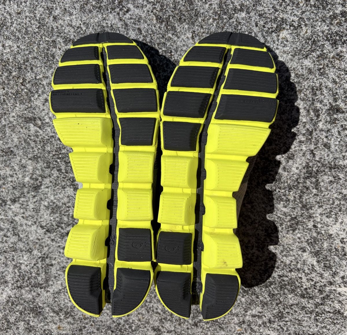 On Chaussures hommes: ON CLOUD Laufschuhe gr.40.5 – D'occasion à Maggia par johannaf01 6