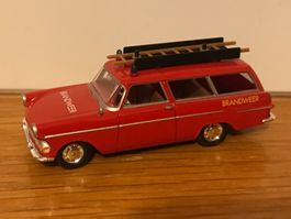 Brekina Opel Rekord P2 Caravan Feuerwehr