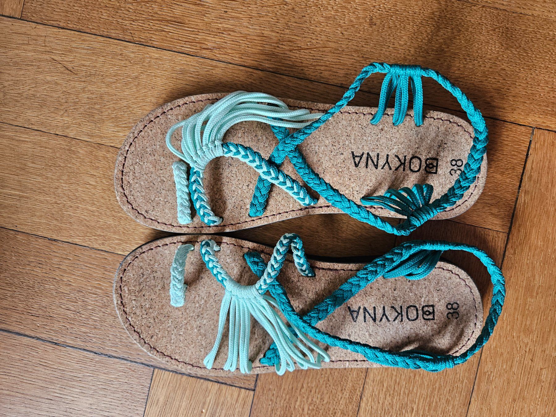 Scarpe da donna: Bokyna Sandalen Grösse 38 – Usato da Bern venduto da Somanija
